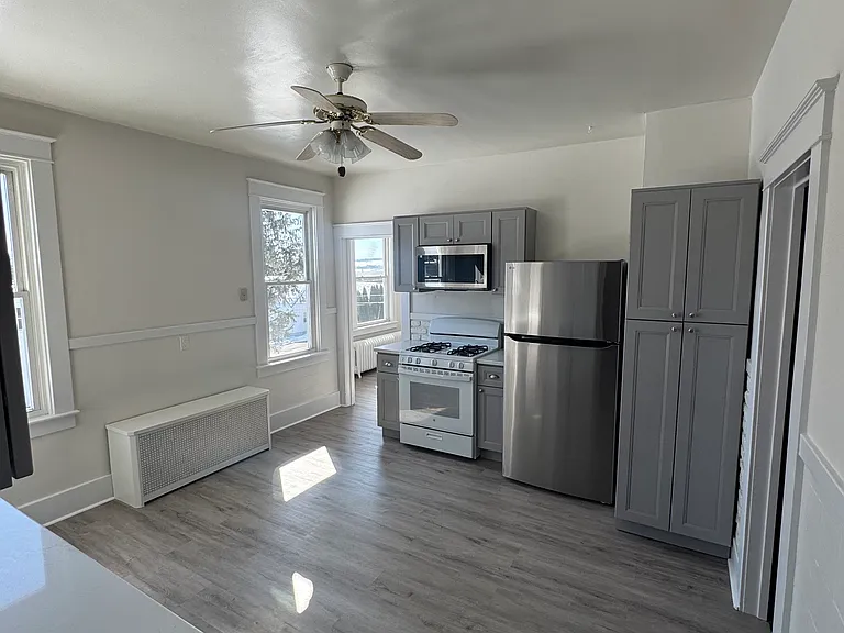 28 Gorski St #2 — Photo 9