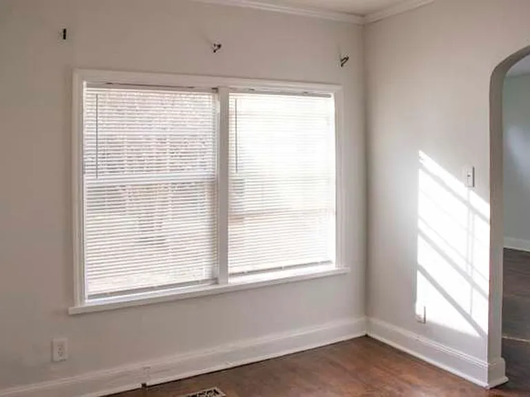 4032 Walker Blvd — Photo 11