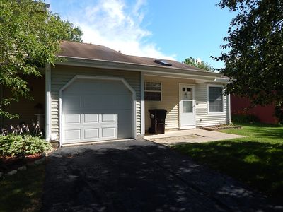 727 Nantucket Way, Island Lake, IL, 60042