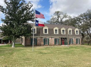 1014 Thornton Ln, Eagle Lake, TX 77434