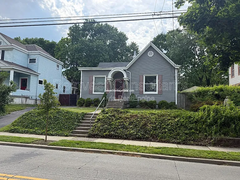 3833 Isabella Ave — Photo 1