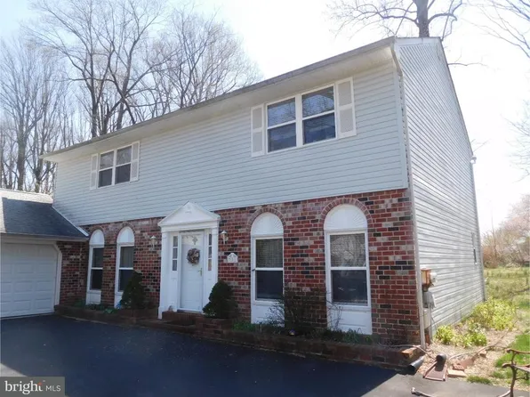 751 Bridge Vw, Feasterville Trevose, PA 19053