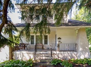 5731 Grand Ave, Des Moines, IA 50312