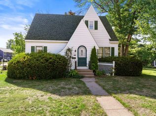 630 Hill St, Wisconsin Rapids, WI 54494