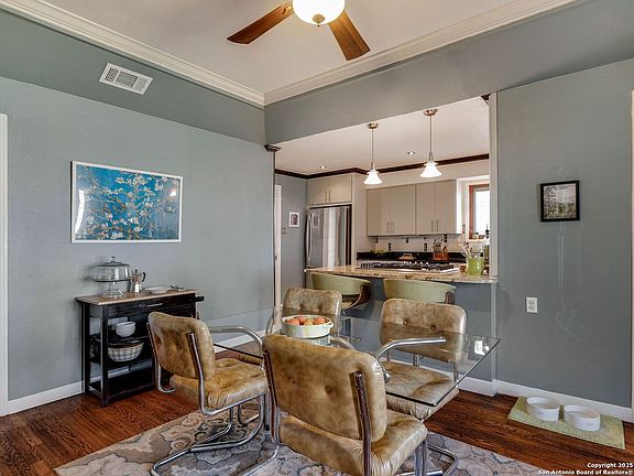 5th image of 2210 W HUISACHE AVE