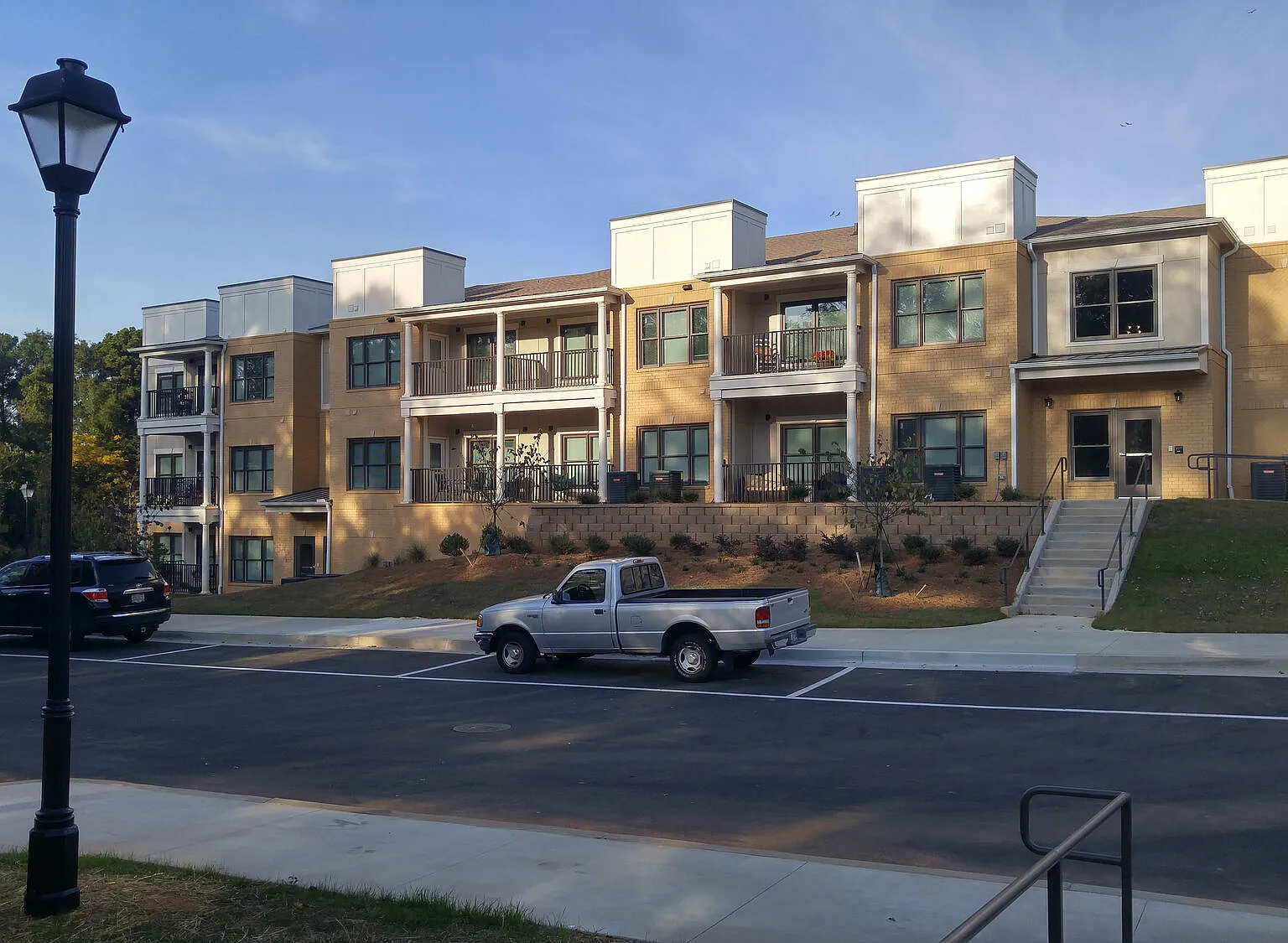 Silver Lakes — Photo 4