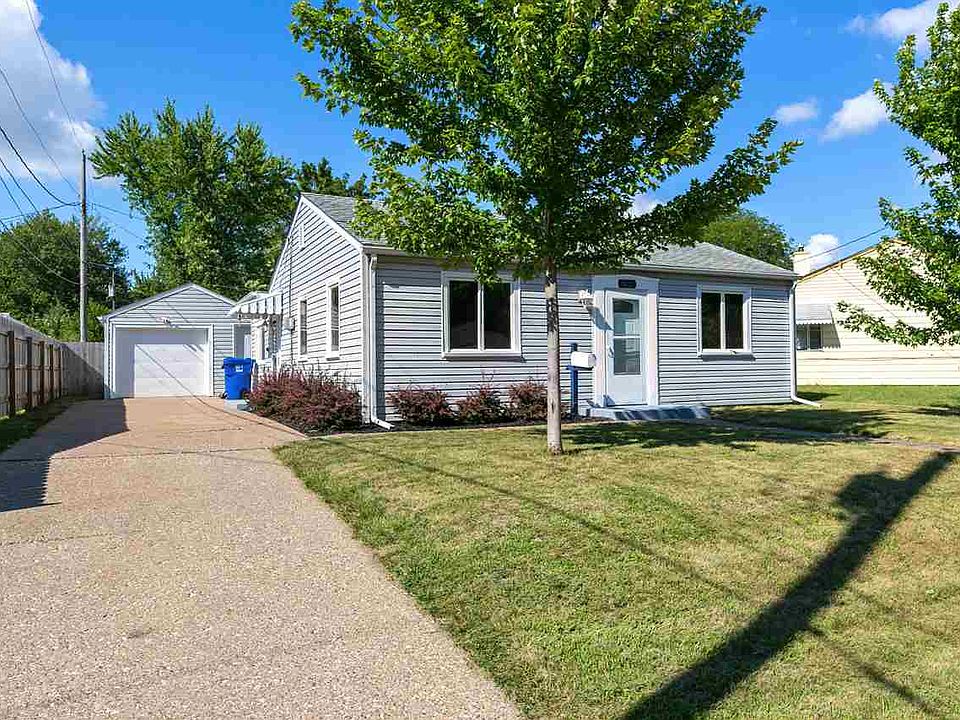 1st image of 3621 15th Avenue Ct