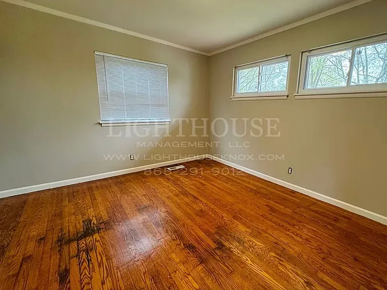 1505 Rambling Rd — Photo 11