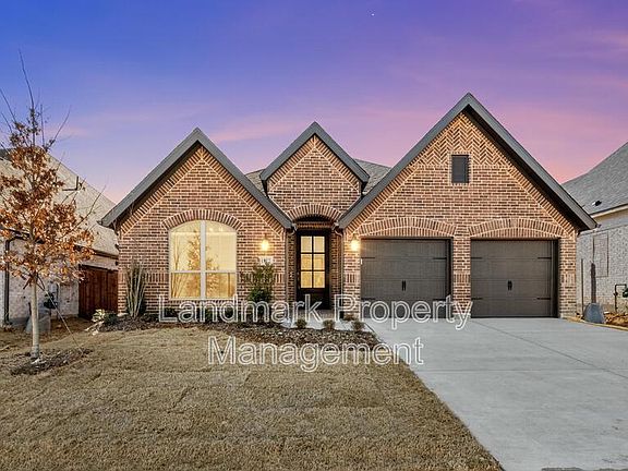2nd image of 1822 Buckeye Ln