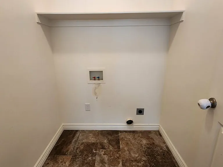 663 N 150 E #51 — Photo 8