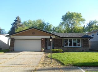 721 W Sunset Dr, Glenwood, IL 60425