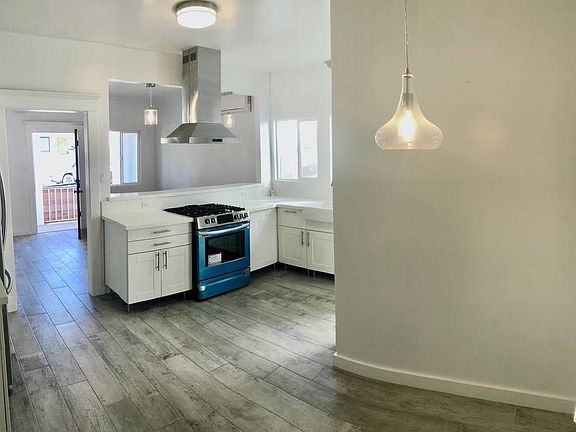 5th image of 216 N Fickett St