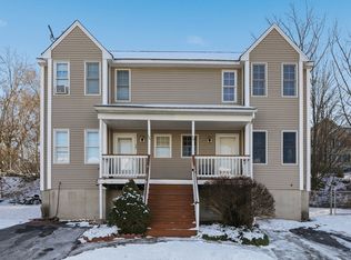 56 Wigwam Hill Dr, Worcester, MA 01605