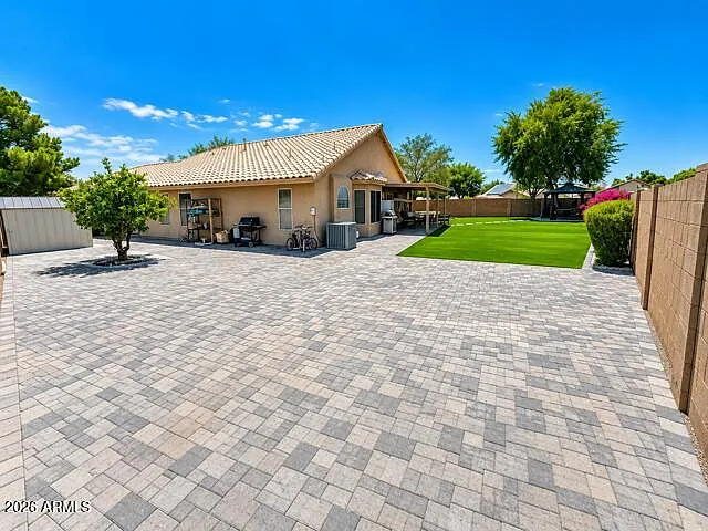 9854 W Irma Ln — Photo 30