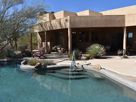 2nd image of 8621 E Santa Catalina Dr