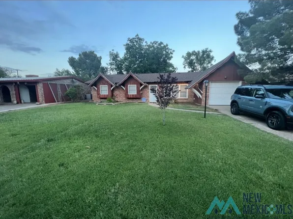 3103 Encanto Dr, Roswell, NM 88201