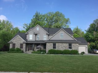 8107 Moll Ln, Freeland, MI 48623