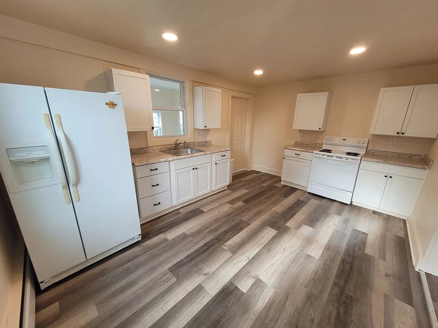 Beautiful Single-family home for rent in Palmyra/Campbelltown — Photo 1