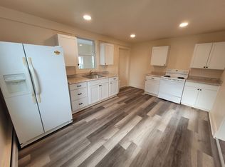 103 Schoolhouse Rd, Palmyra, PA 17078