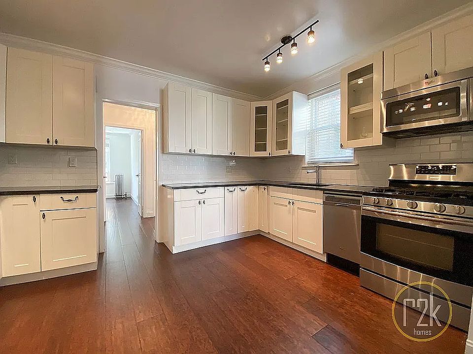 1st image of 3310 Ditmars Blvd #3F