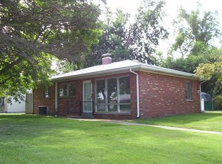 3818 Memorial Dr, Belleville, IL