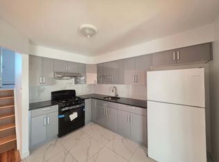 227 27th Ave FLOOR 3, Brooklyn, NY 11214