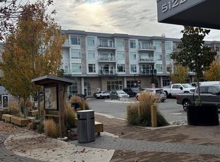 5118 Cordova Bay Rd #406, Saanich, BC