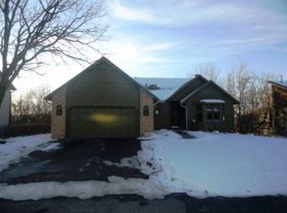 4807 Richard Ln, Eagan, MN 55122