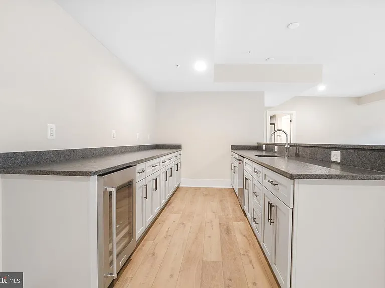 12321 Potomac Hunt Rd — Photo 55