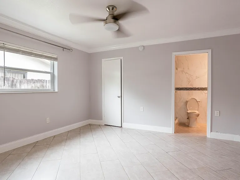 9696 SW 1st Pl — Photo 3