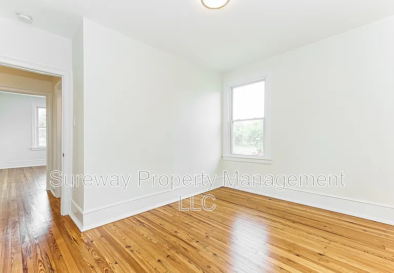 114 Walnut St — Photo 12