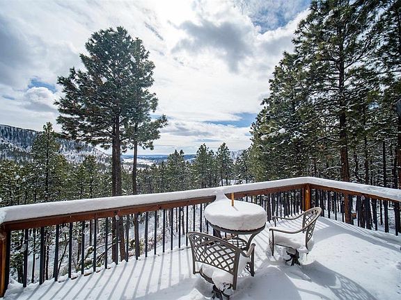 3rd image of 850 Deer Ridge