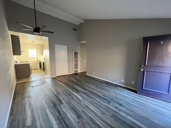 2nd image of 1621 E 5th St #7