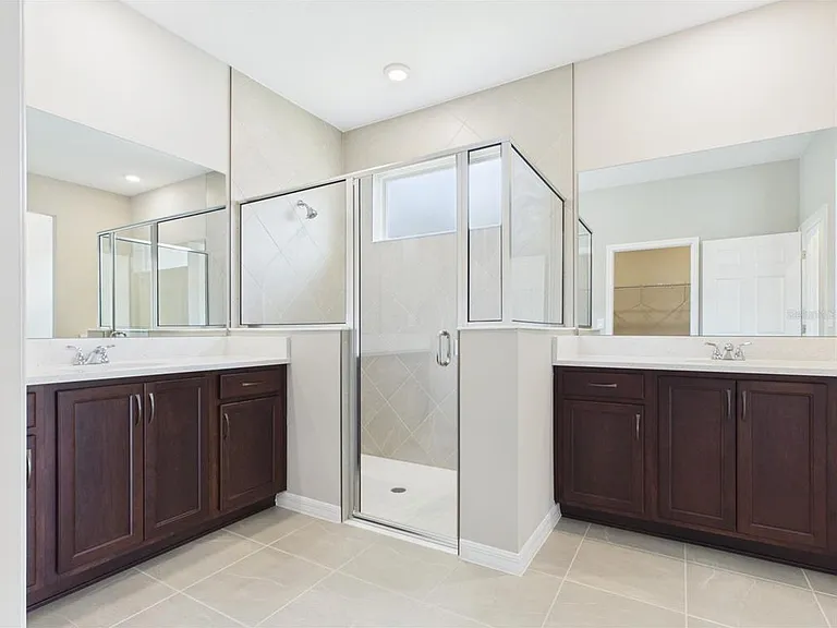 5717 SW 71st Ct — Photo 32