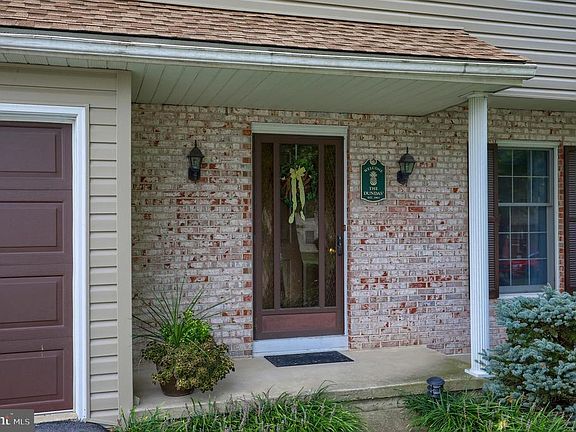 3rd image of 3580 Cypress Ct