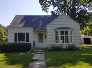 1206 S 4th St, St Charles, IL