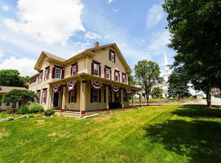 9 Rockhill St, Foxboro, MA 02035