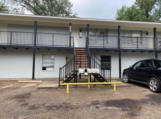 906 Harris, Kilgore, TX 75662