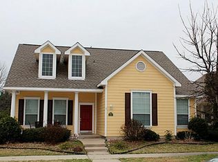1005 Elm Dr, Aubrey, TX 76227