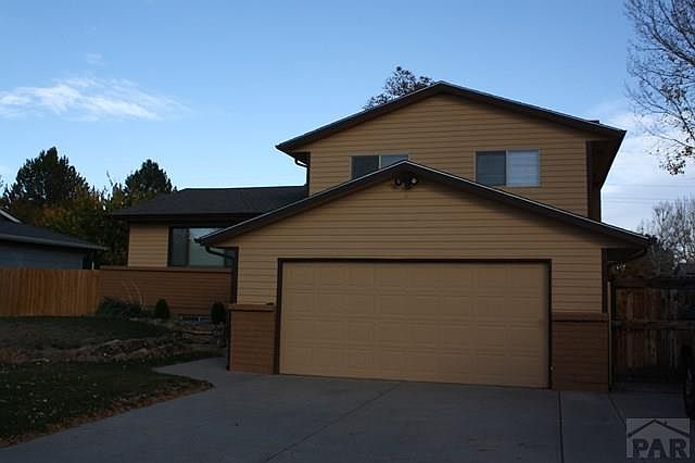 1st image of 74 Pennwood Ln