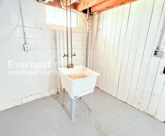 8270 Trinity St — Photo 26