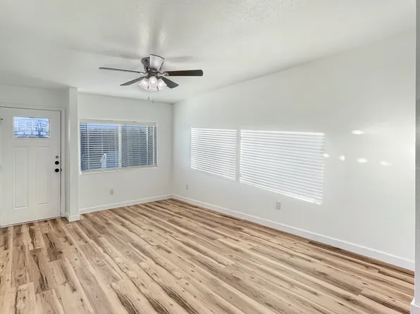 612 S Blue Mound Rd, Fort Worth, TX