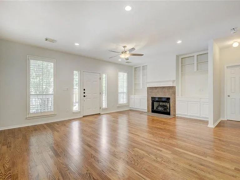 2614 Kinney Oaks Ct — Photo 8