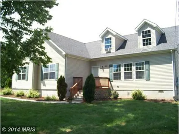 923 Gardners Ln, Shepherdstown, WV 25443