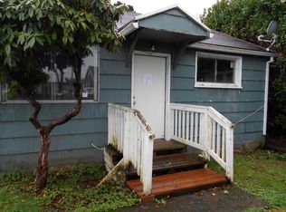 901 4th St, Tillamook, OR 97141