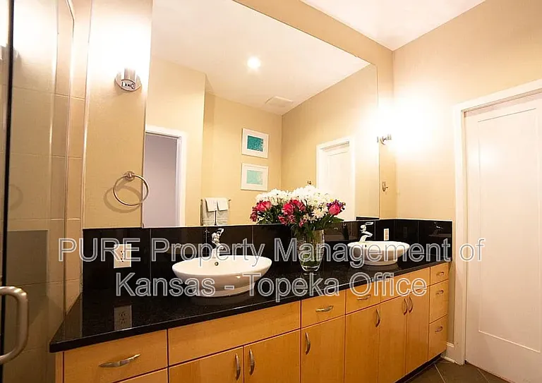 4540 Nichols Rd — Photo 24