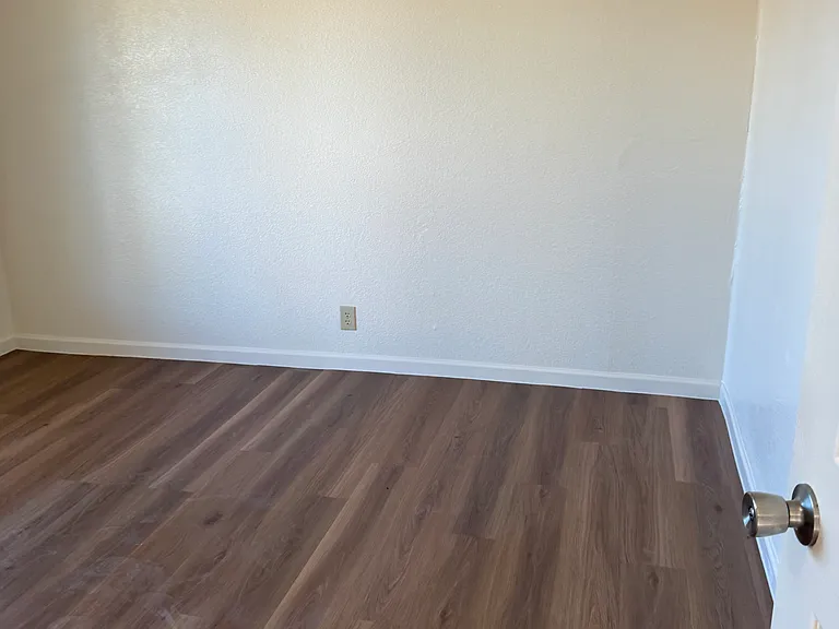 2101 N Belvedere Ave — Photo 9