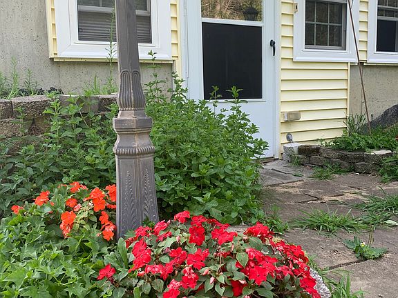 2nd image of 138 Grant Rd