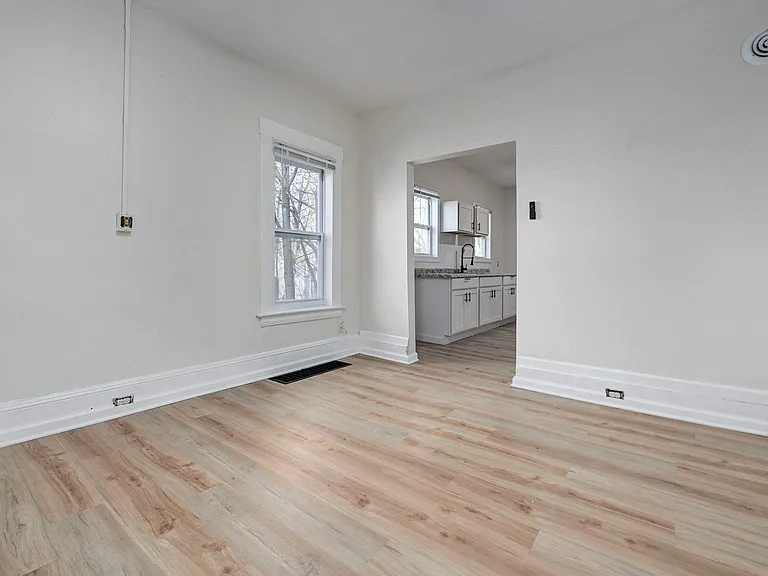 9701 Heath Ave — Photo 19
