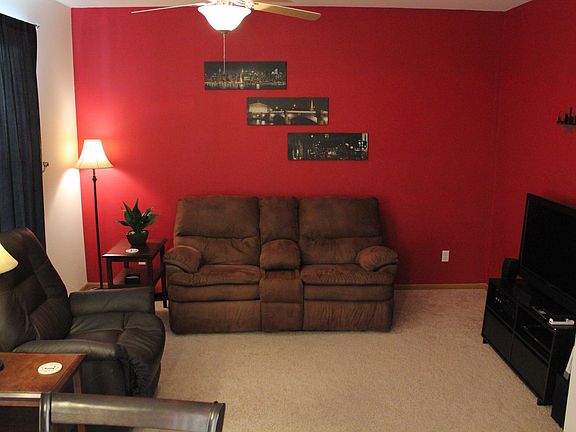 Main Level - Living Room